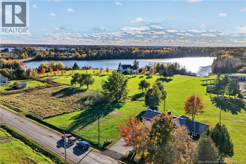 55 Des Roches Street - 38