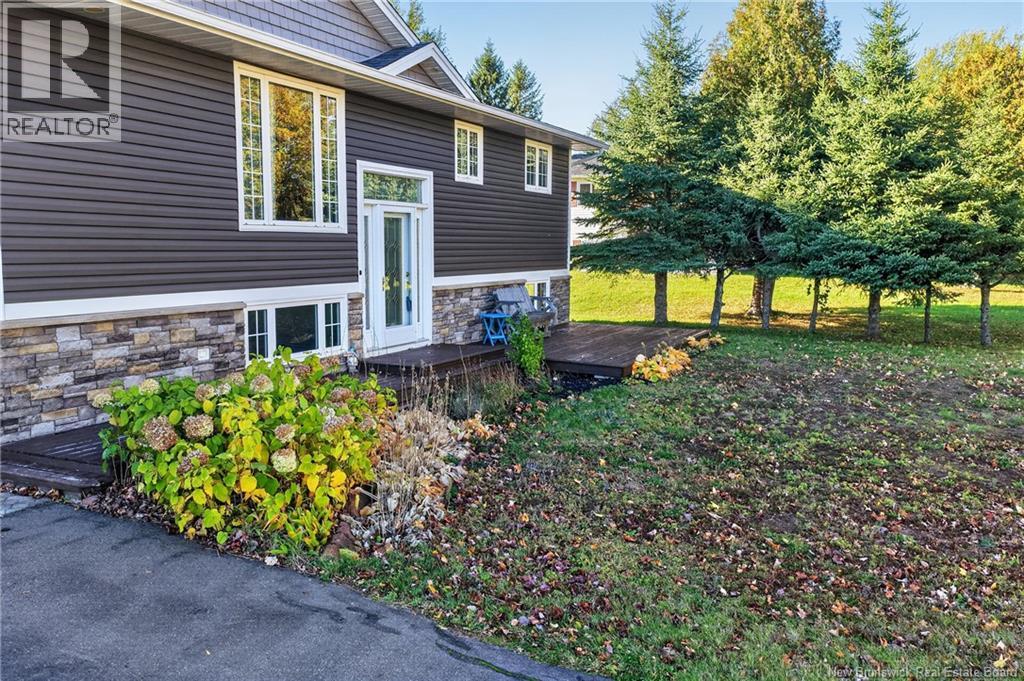 55 Des Roches Street - 43