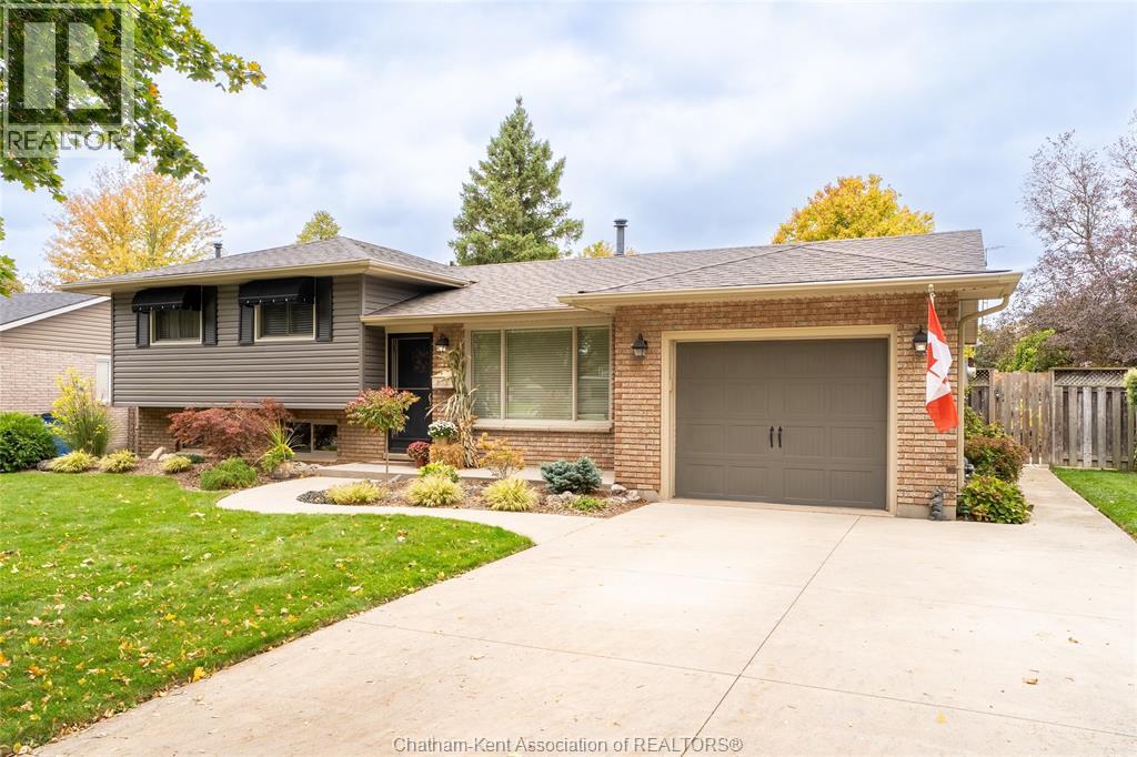 19 Glengarry CRESCENT - 1