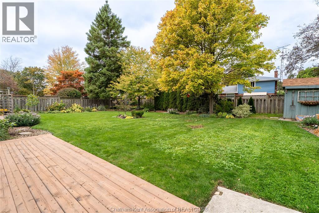 19 Glengarry Crescent — photo 45