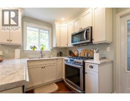 Kitchen/Dining room - 19 Glengarry Crescent, Chatham, ON N7L4J1 Photo 11
