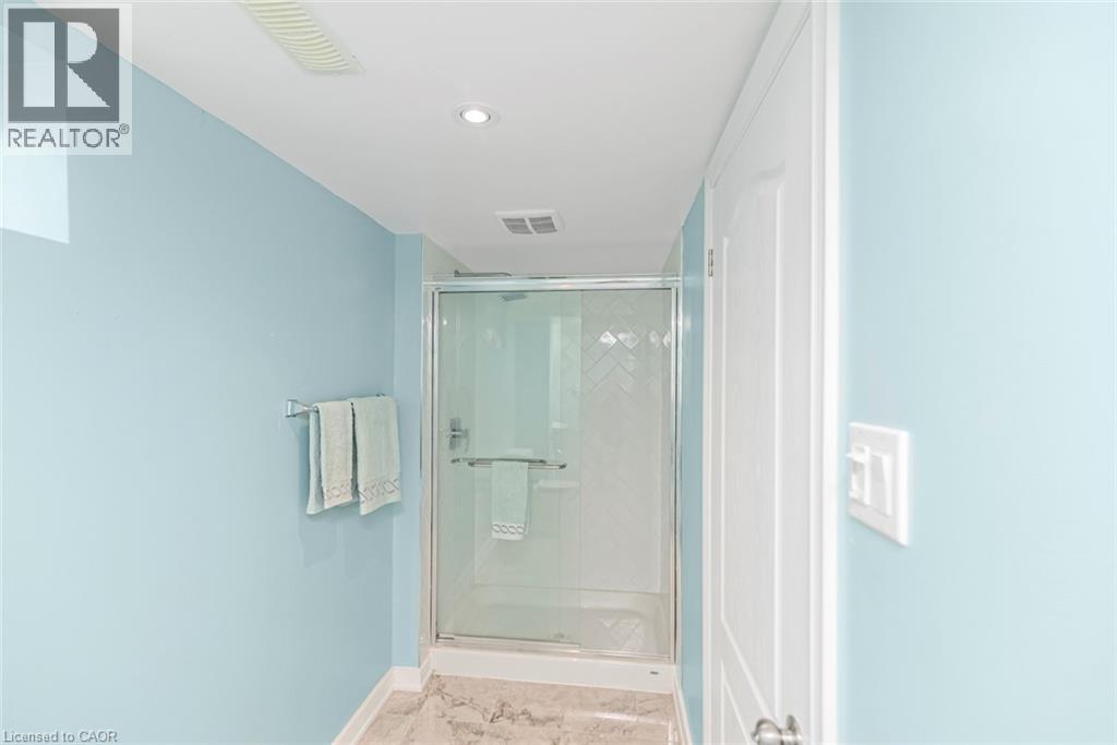 13 Meadowvale Avenue — photo 34