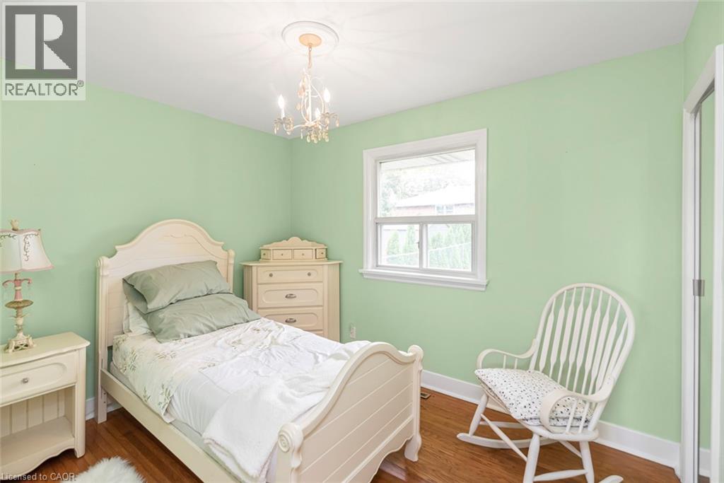 13 Meadowvale Avenue — photo 20
