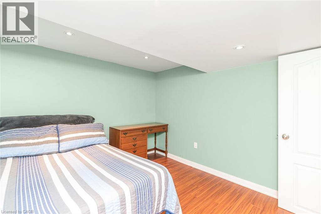 13 Meadowvale Avenue — photo 36