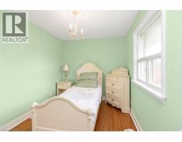 13 Meadowvale Avenue, Hamilton, ON L8G2L7 Photo 18
