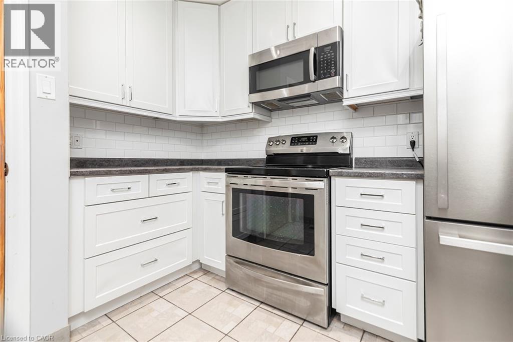 13 Meadowvale Avenue — photo 14