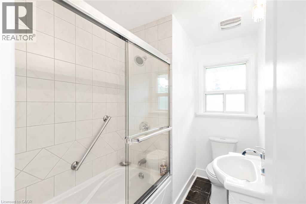 13 Meadowvale Avenue — photo 27