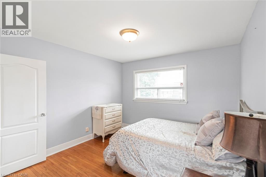13 Meadowvale Avenue — photo 22