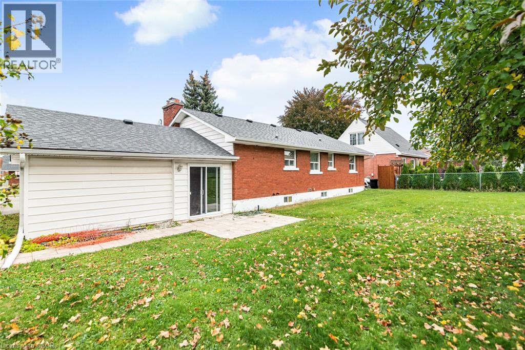 13 Meadowvale Avenue — photo 47