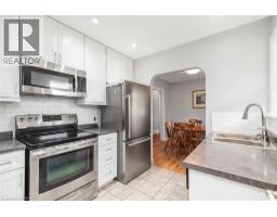 13 Meadowvale Avenue, Hamilton, ON L8G2L7 Photo 15