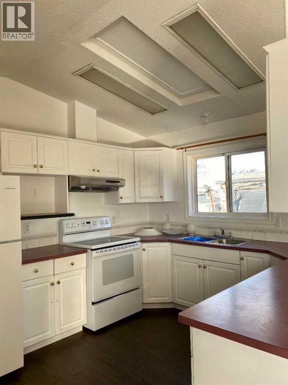 9630 122 Avenue, Grande Prairie — photo 2
