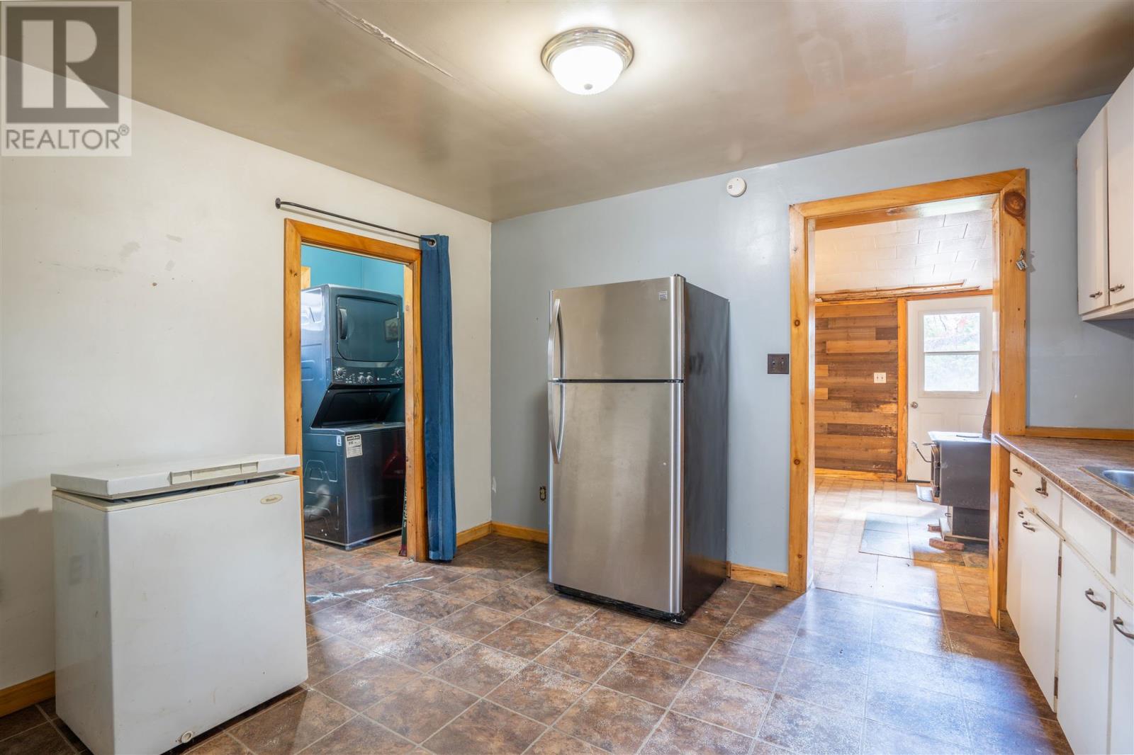 913 Bonney St — photo 10