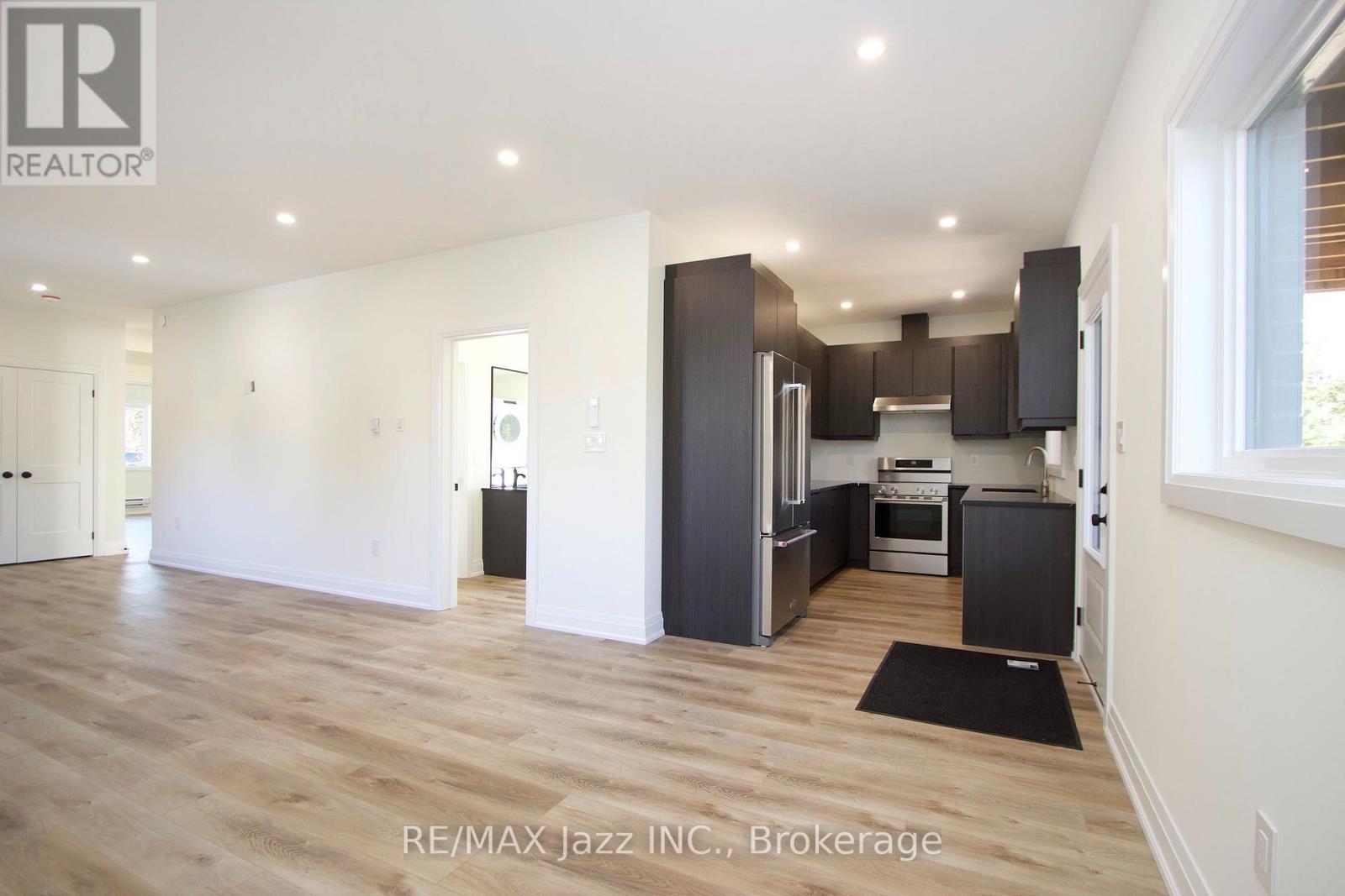 MAIN- 760 Hoskin Avenue, Oshawa, ON photo 10