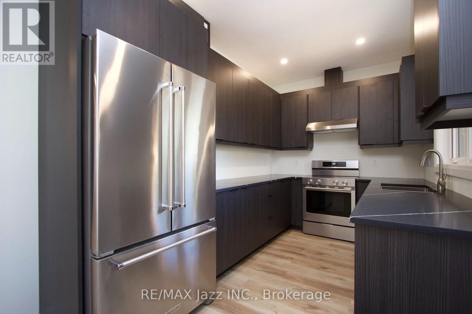 MAIN- 760 Hoskin Avenue, Oshawa, ON photo 11