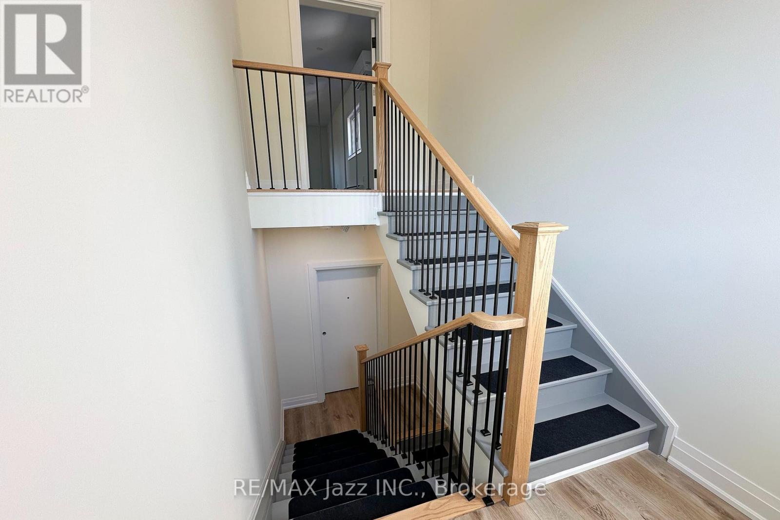 MAIN- 760 Hoskin Avenue, Oshawa, ON photo 13