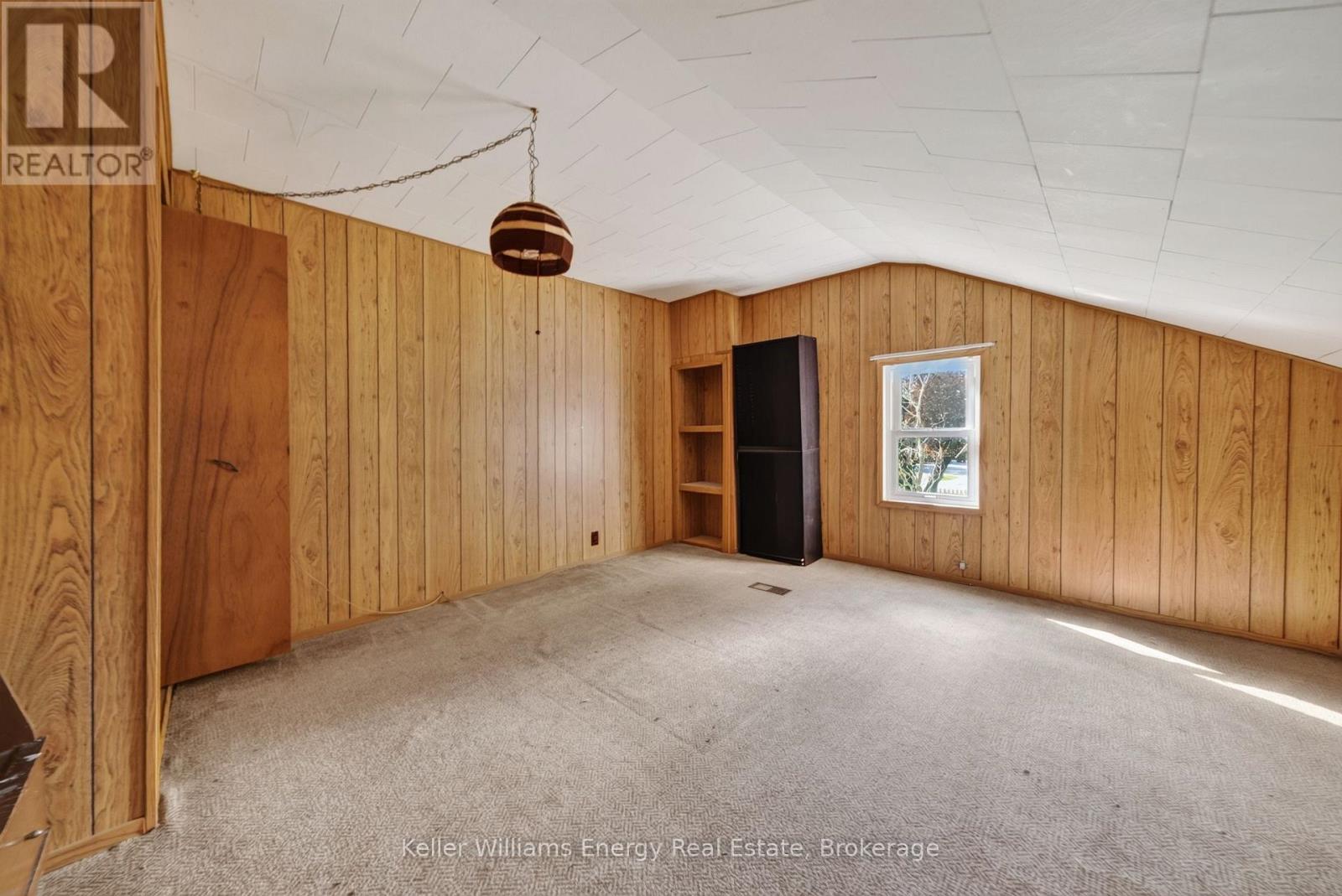 176 Wellington Main Street — photo 27