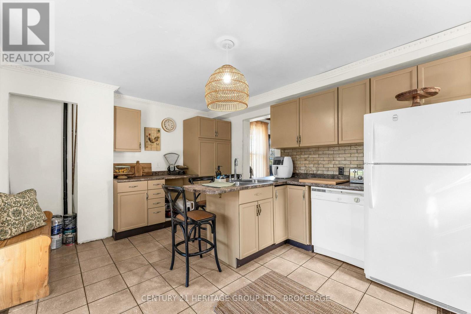 86 Concession Street — photo 17