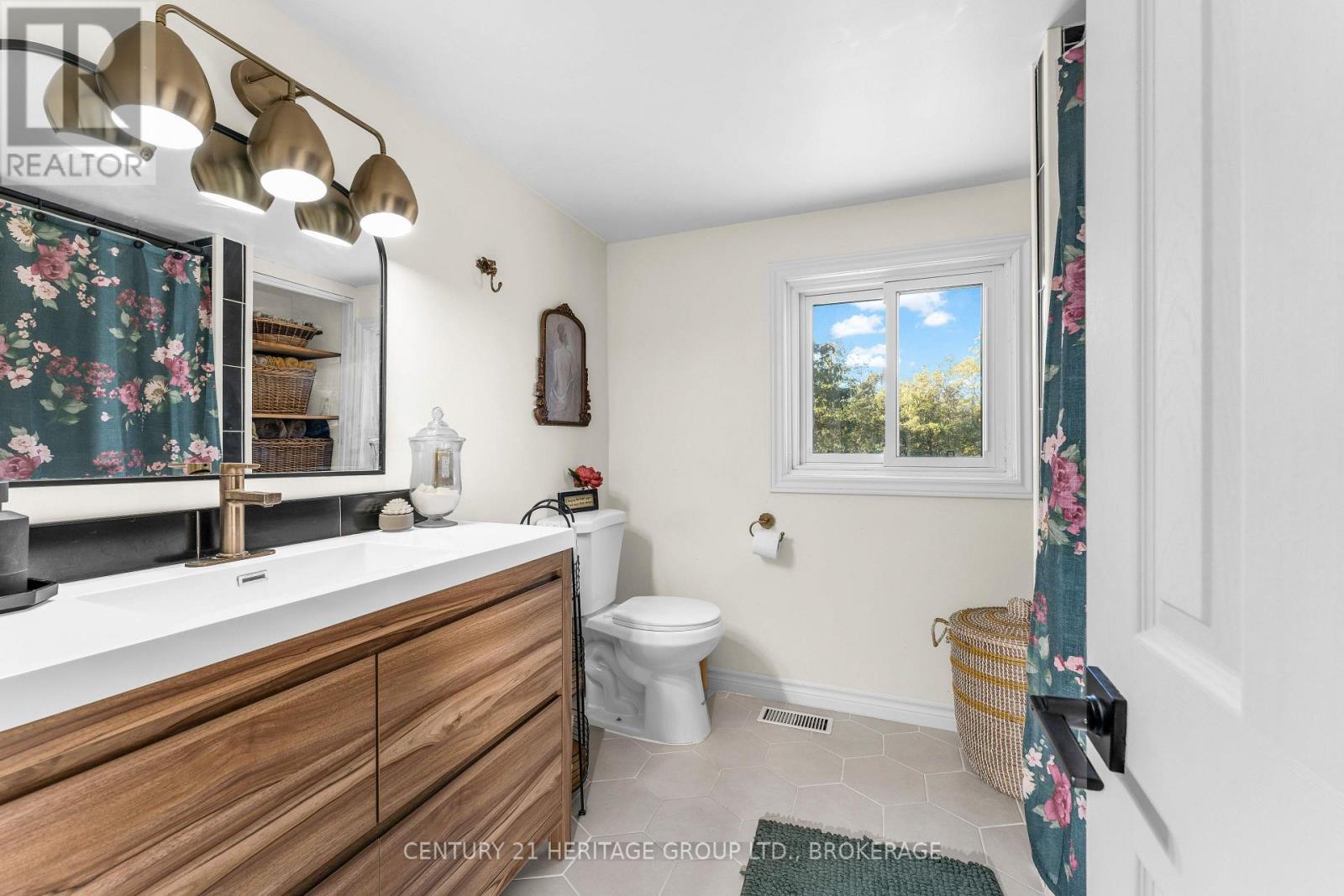 86 Concession Street — photo 30