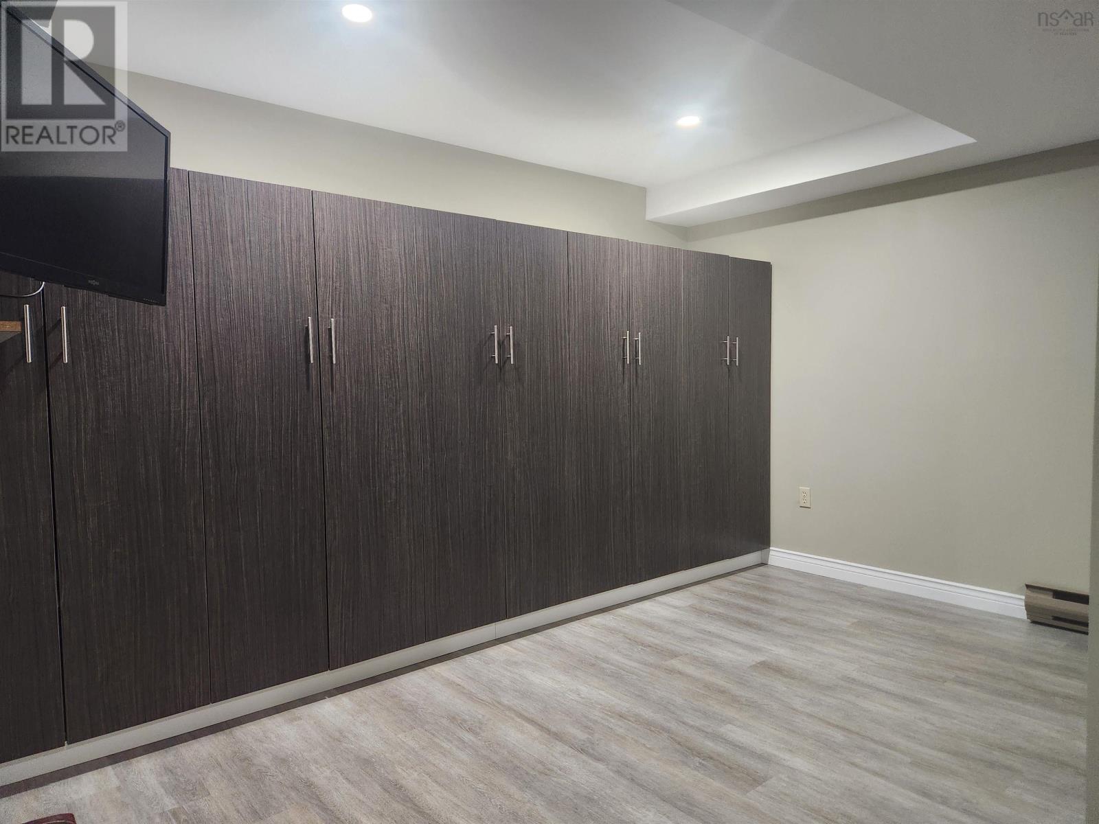 74 Attenborough Court - 32