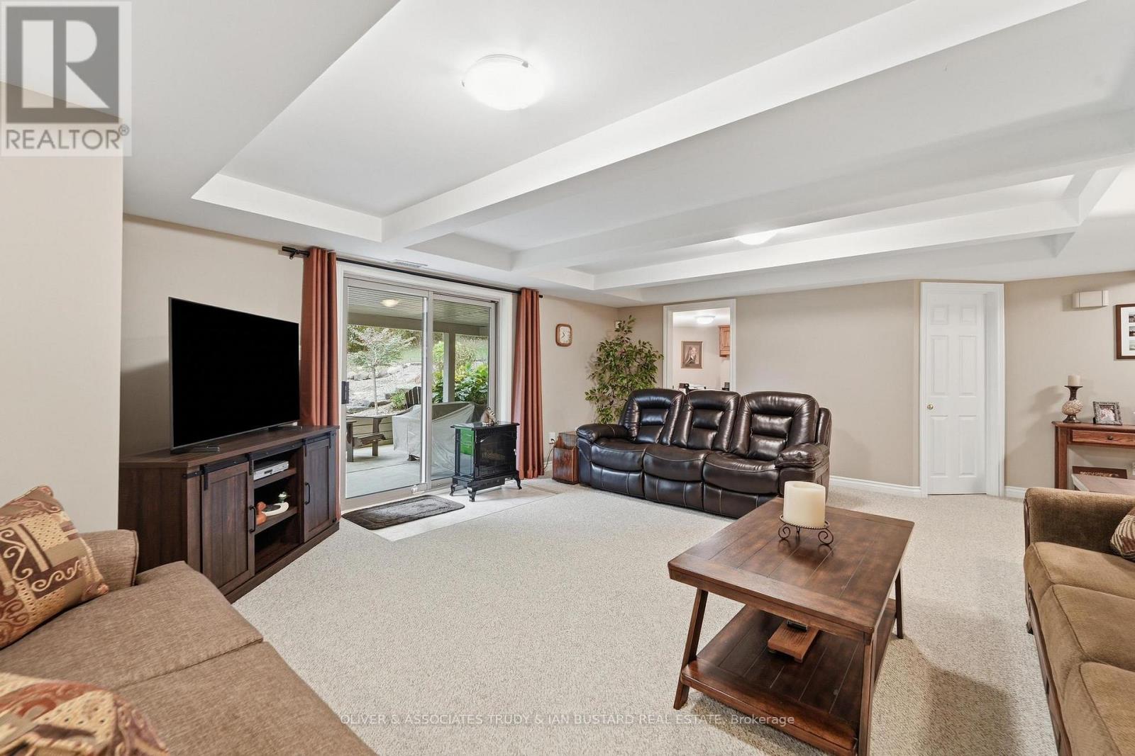 10075 Jennison Crescent — photo 28