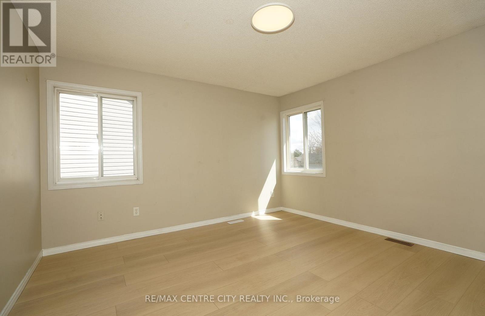 521 BLACKWATER PLACE - 11