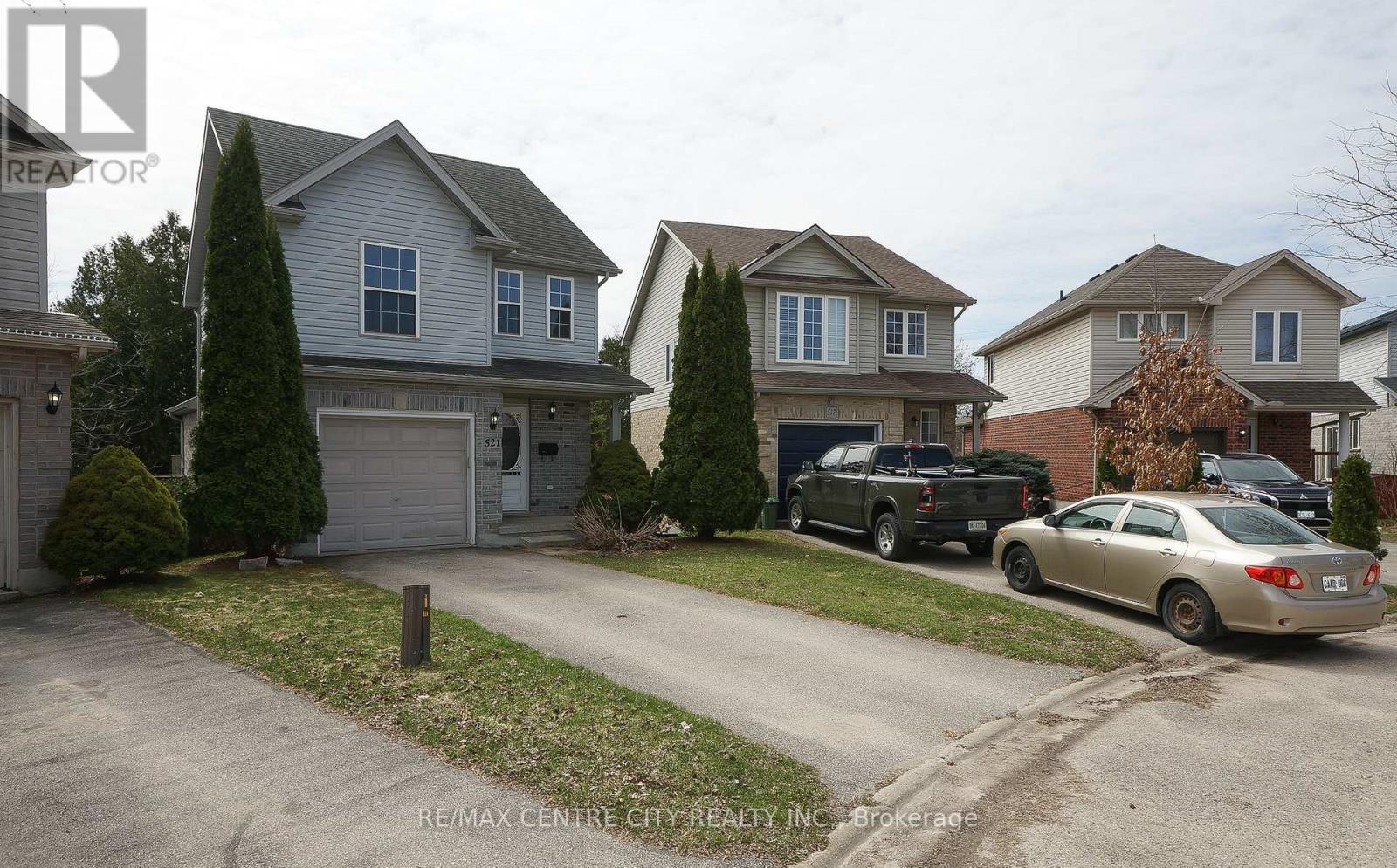 521 BLACKWATER PLACE - 2