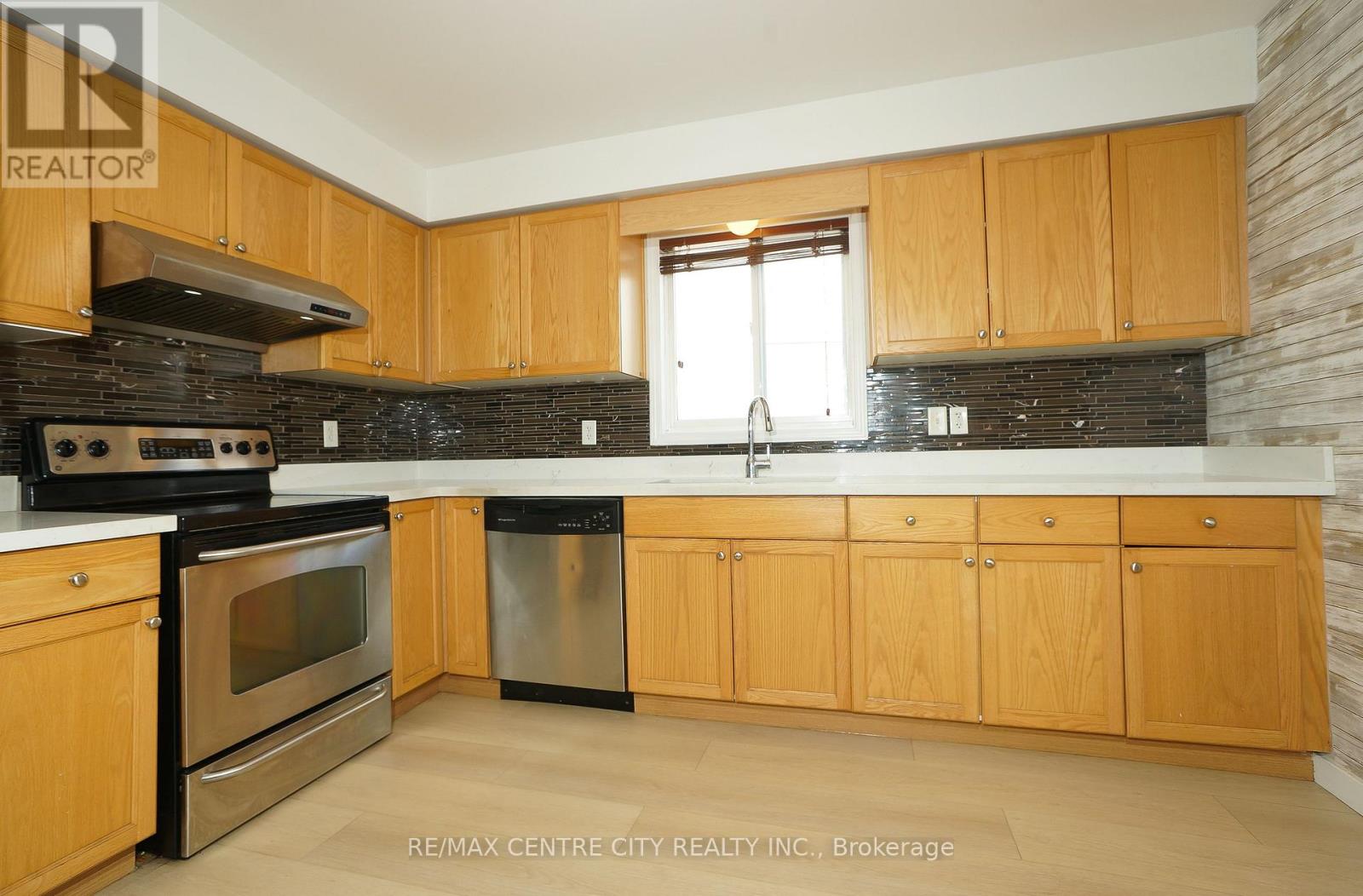521 BLACKWATER PLACE - 6