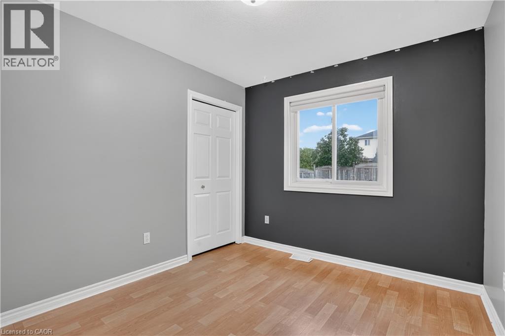 10 Pattison Place — photo 35