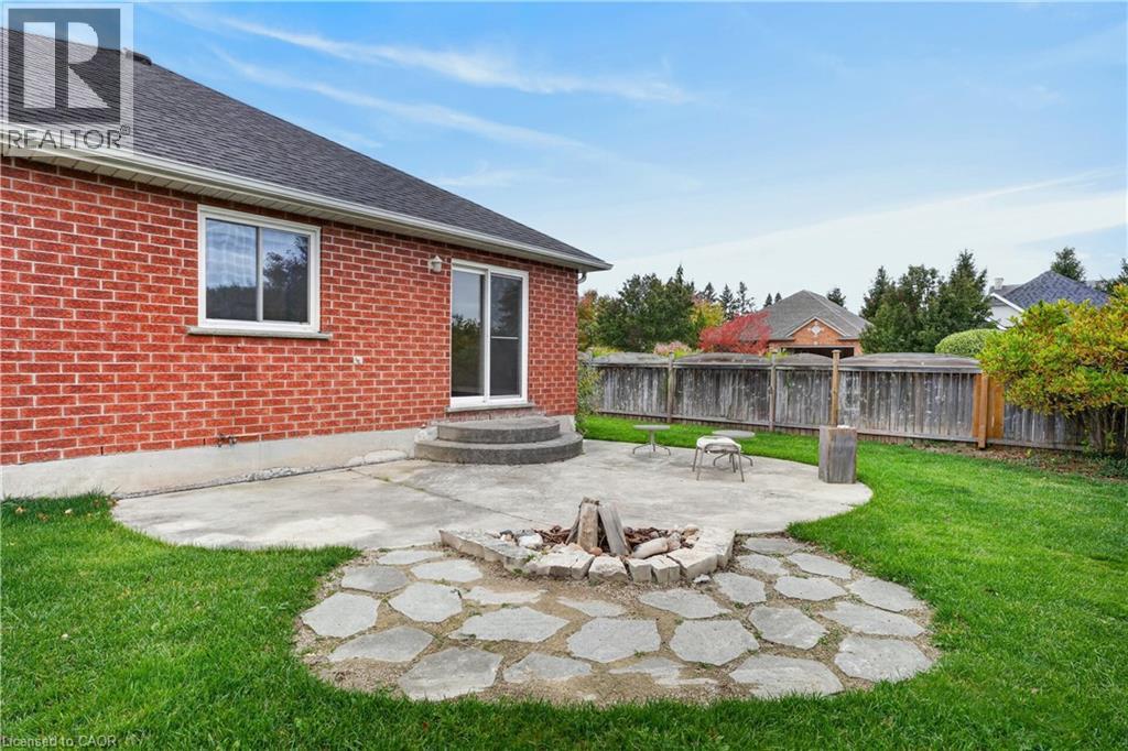 10 Pattison Place — photo 48