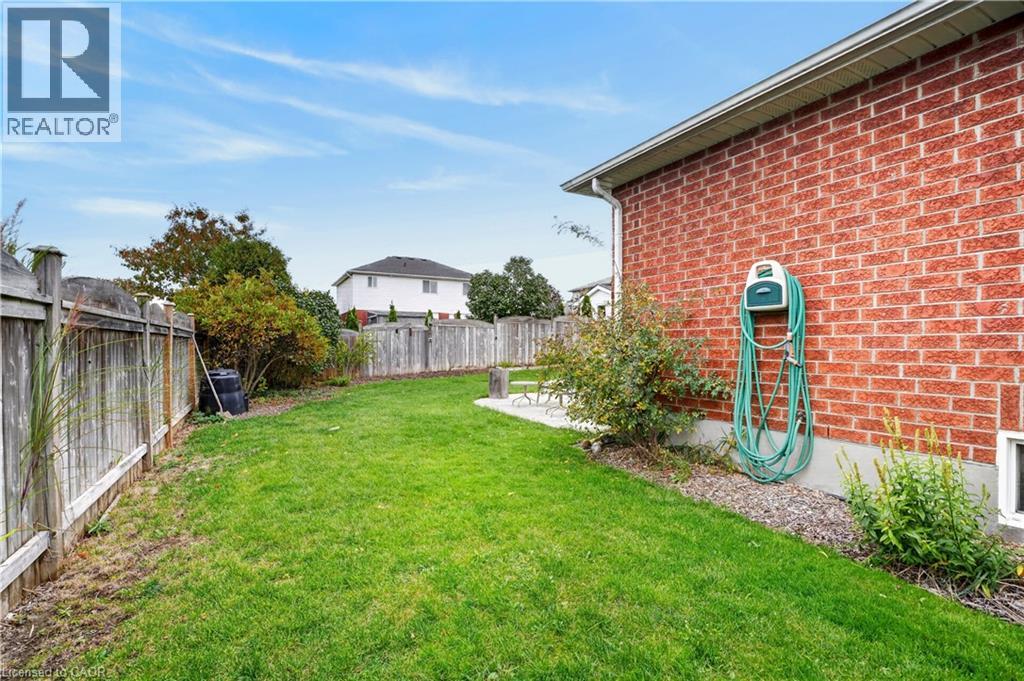 10 Pattison Place — photo 43
