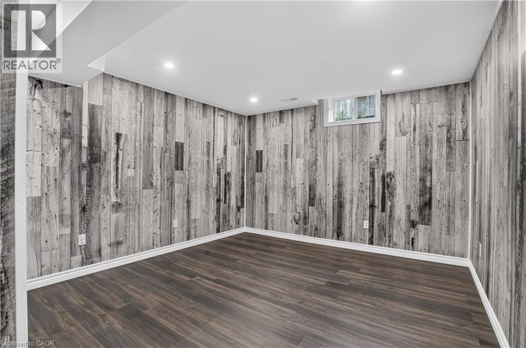 10 Pattison Place — photo 38