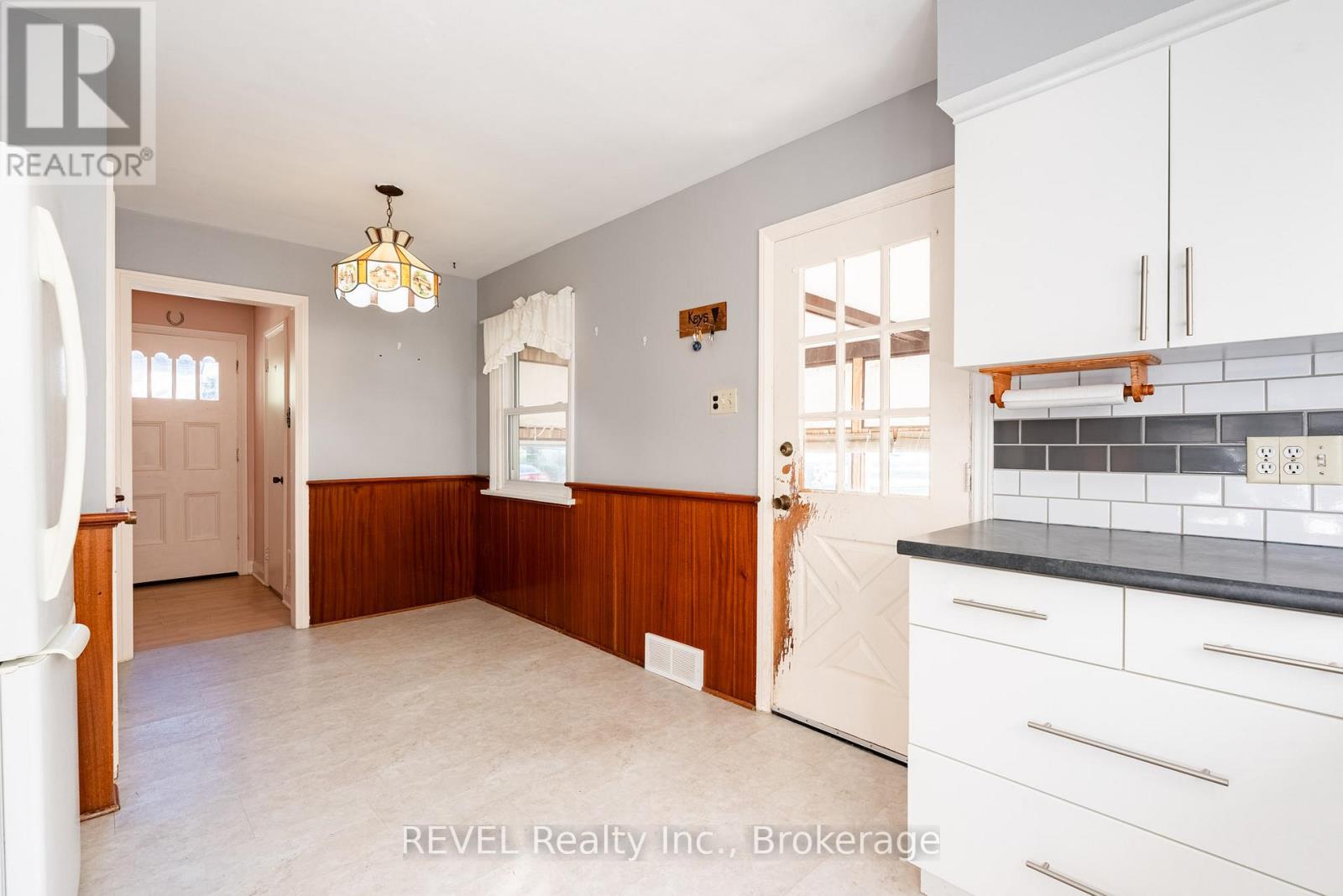 7044 LEEMING STREET - 23