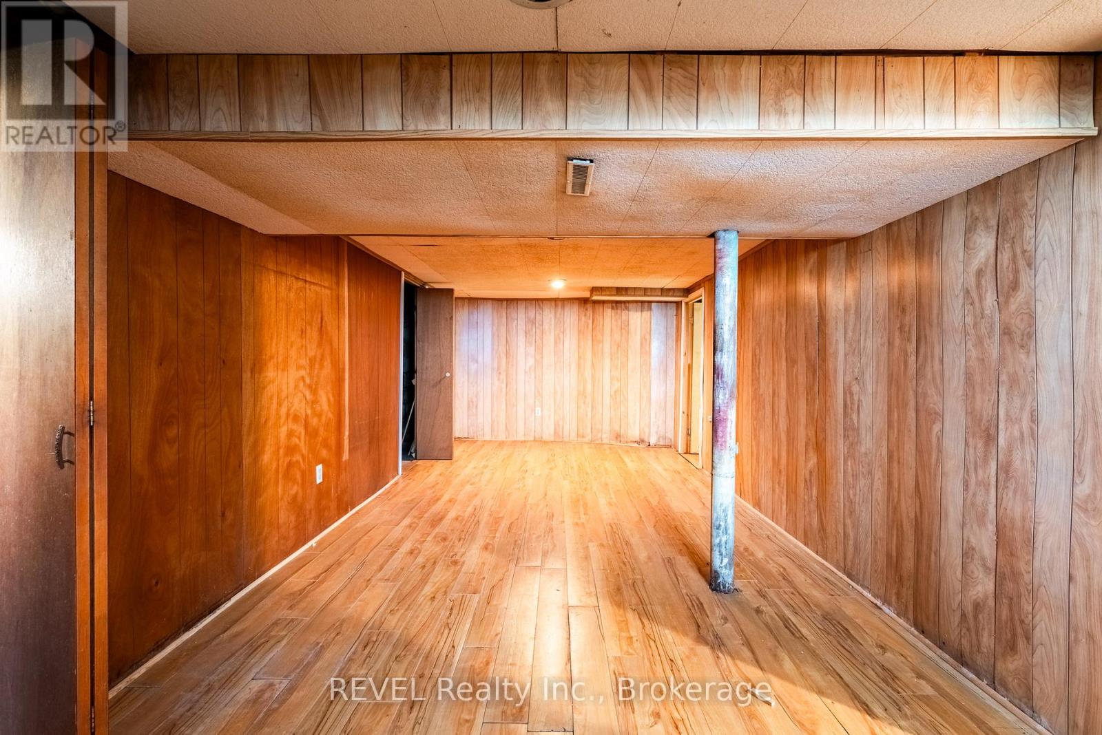 7044 LEEMING STREET - 40