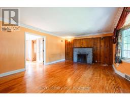 7044 Leeming Street, Niagara Falls, ON L2G1L3 Photo 9
