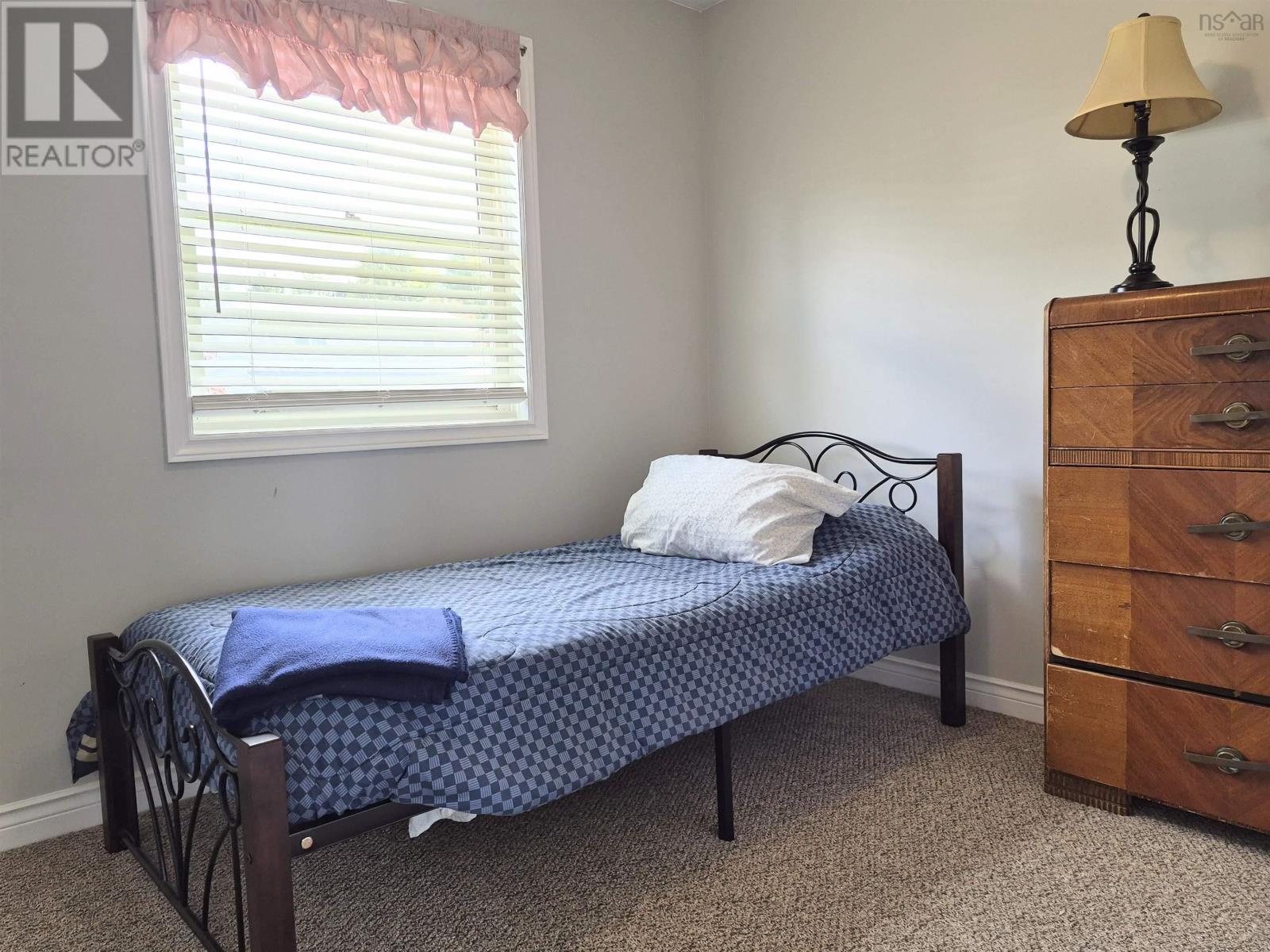 Property 30 of 49 of 48 Townshend Avenue