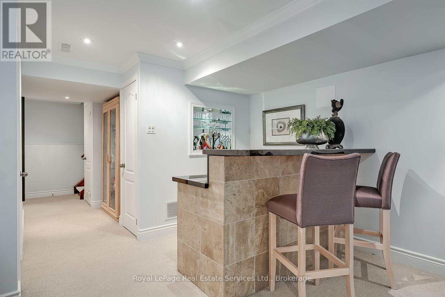 207 TAWNY CRESCENT - 30