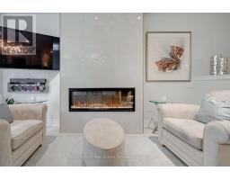 Laundry room - 207 Tawny Crescent, Oakville, ON L6L6T4 Photo 11