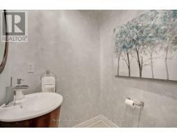 207 Tawny Crescent, Oakville, ON L6L6T4 Photo 14