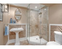 207 Tawny Crescent, Oakville, ON L6L6T4 Photo 32