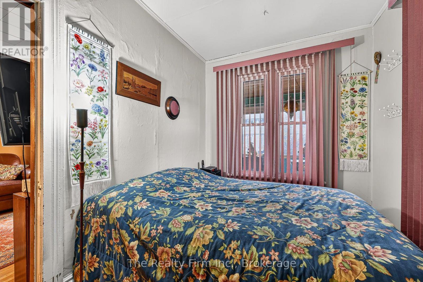 741 Nelson Street — photo 28
