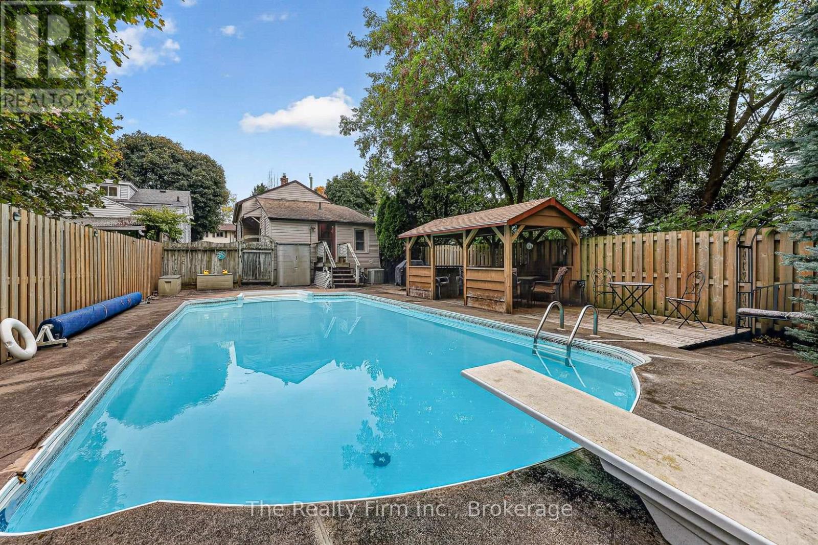 741 Nelson Street — photo 31