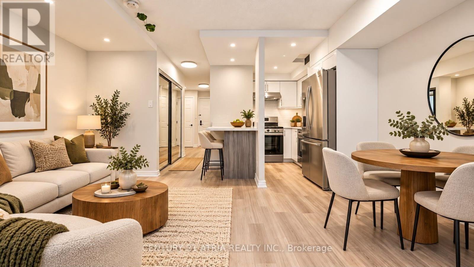55 Centre Avenue — photo 1