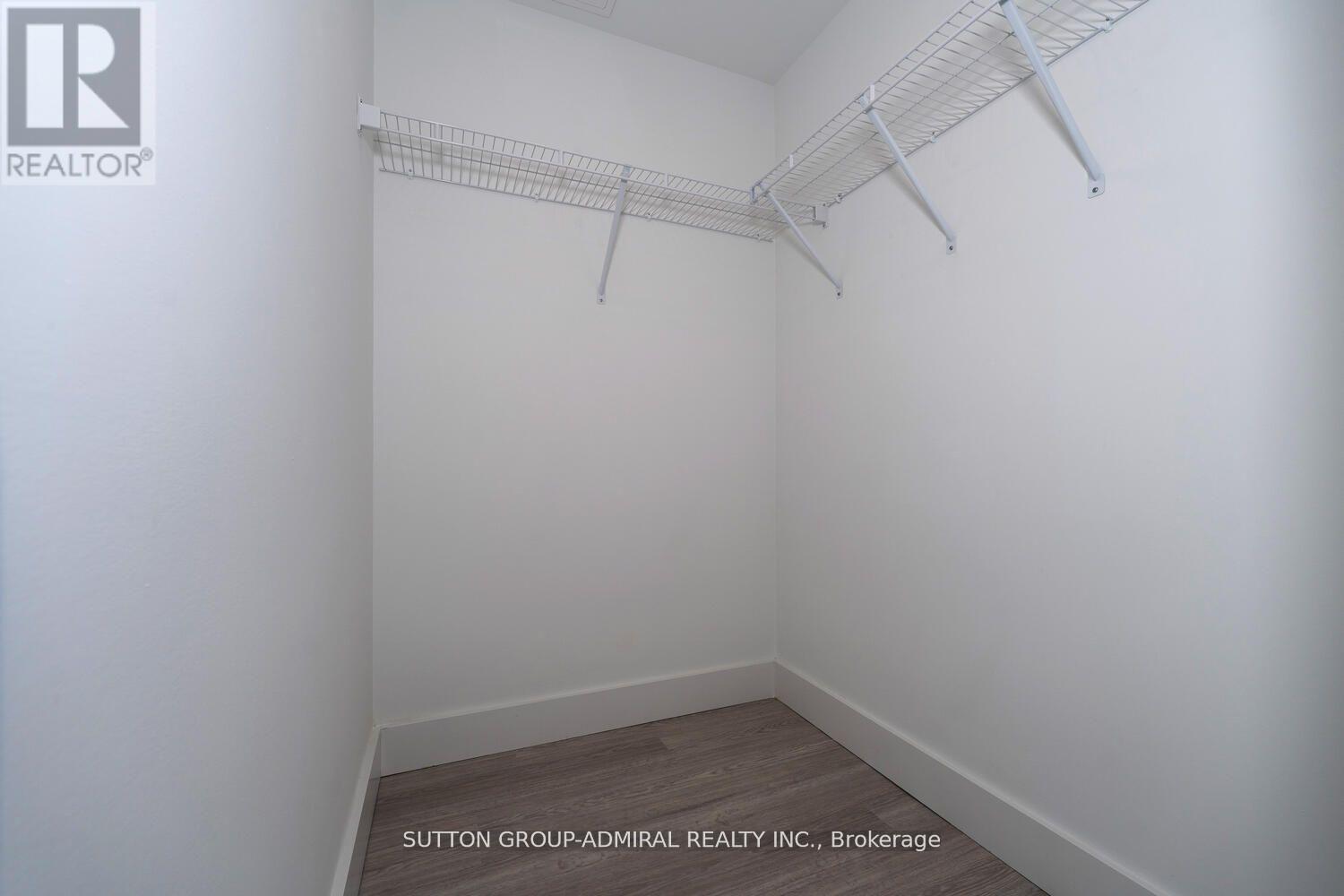 6 Greenbriar Road — photo 17
