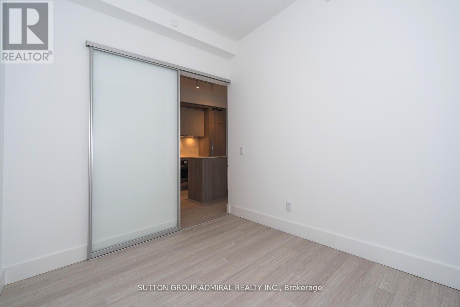 6 Greenbriar Road — photo 22