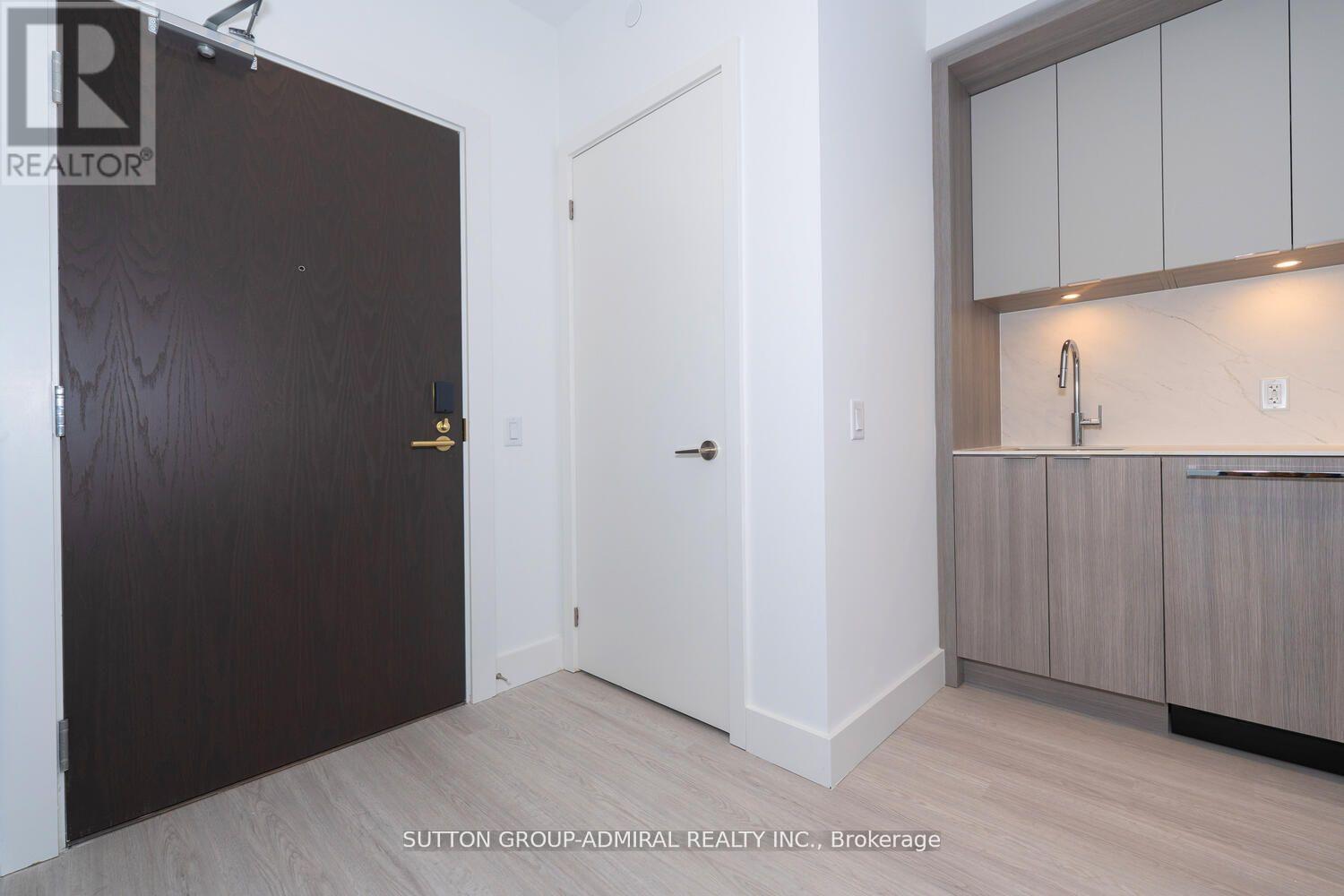 6 Greenbriar Road — photo 7