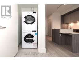 526 - 6 Greenbriar Road, Toronto, ON M2K0H6 Photo 11