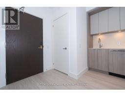 526 - 6 Greenbriar Road, Toronto, ON M2K0H6 Photo 7