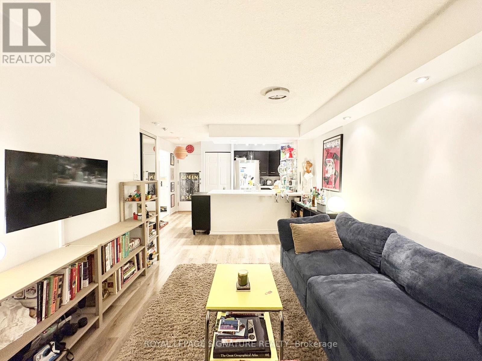 801 King Street West — photo 10