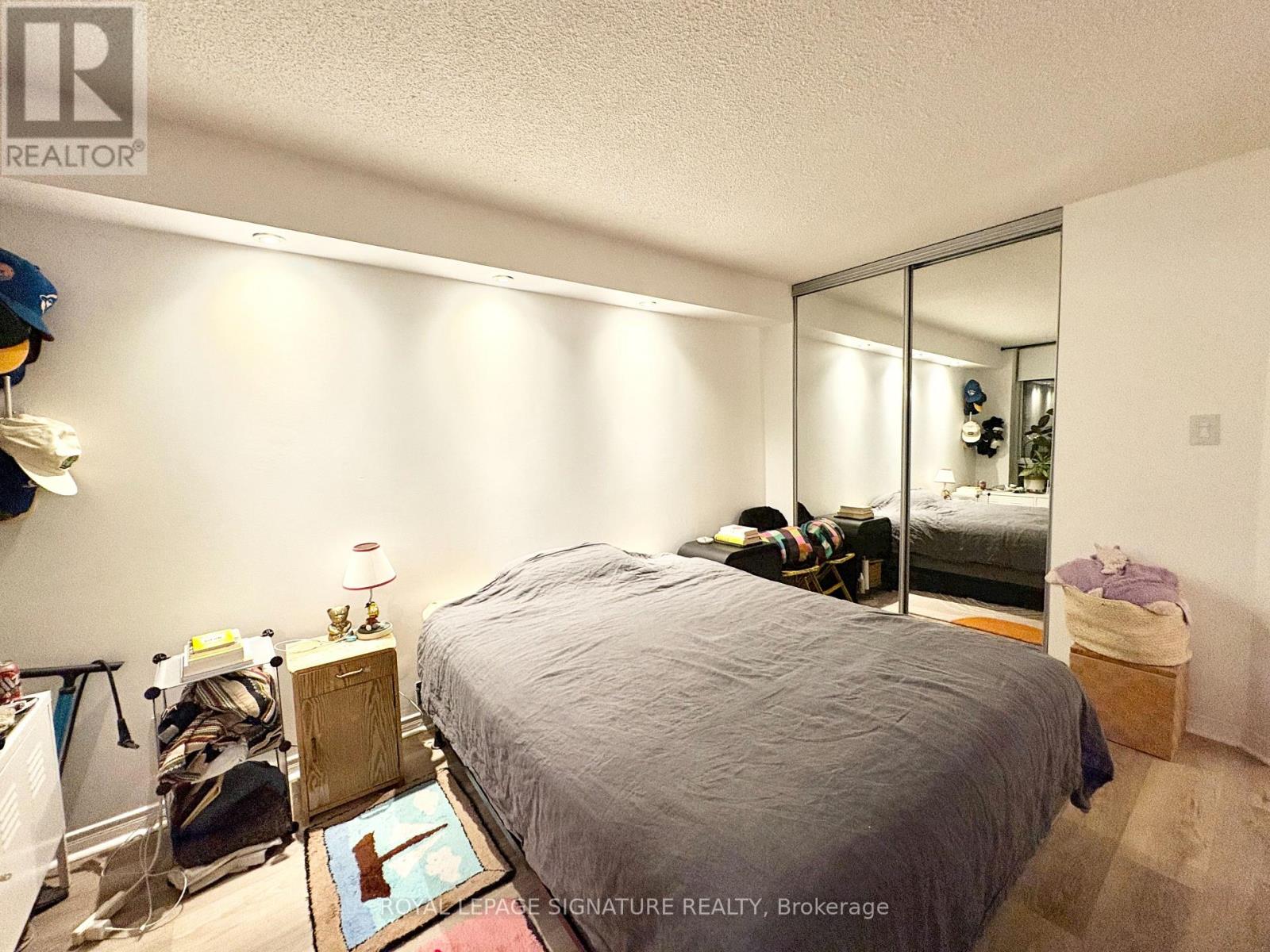 801 King Street West — photo 17