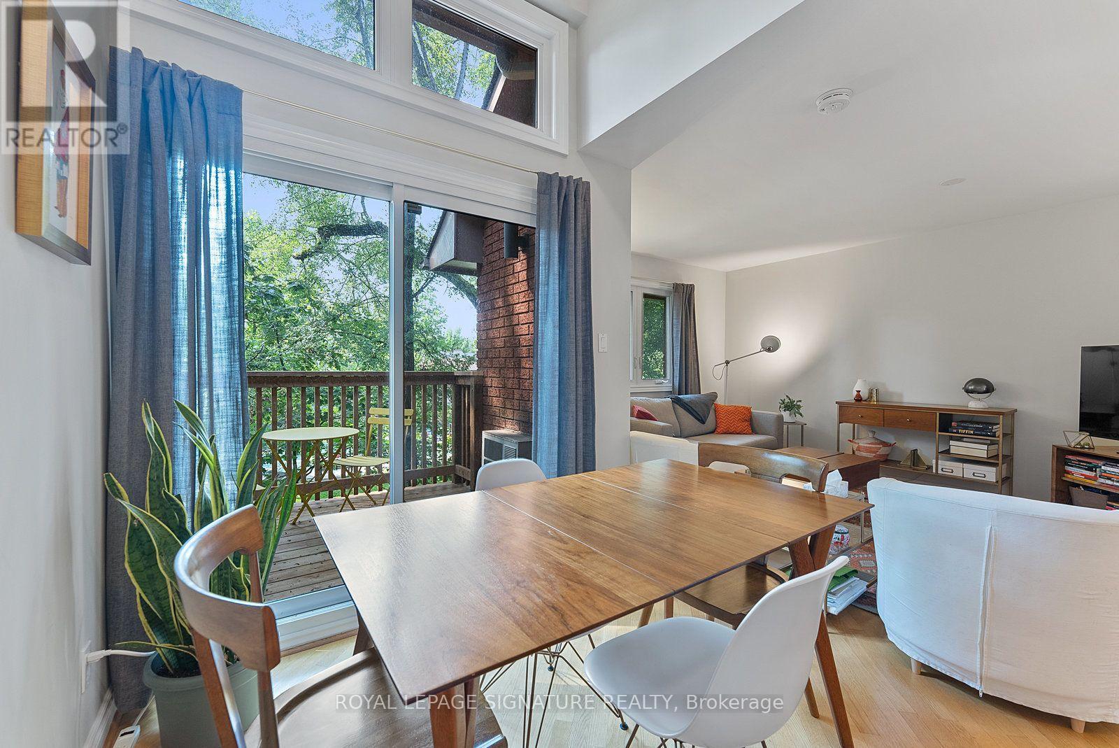 359 Albany Avenue — photo 8